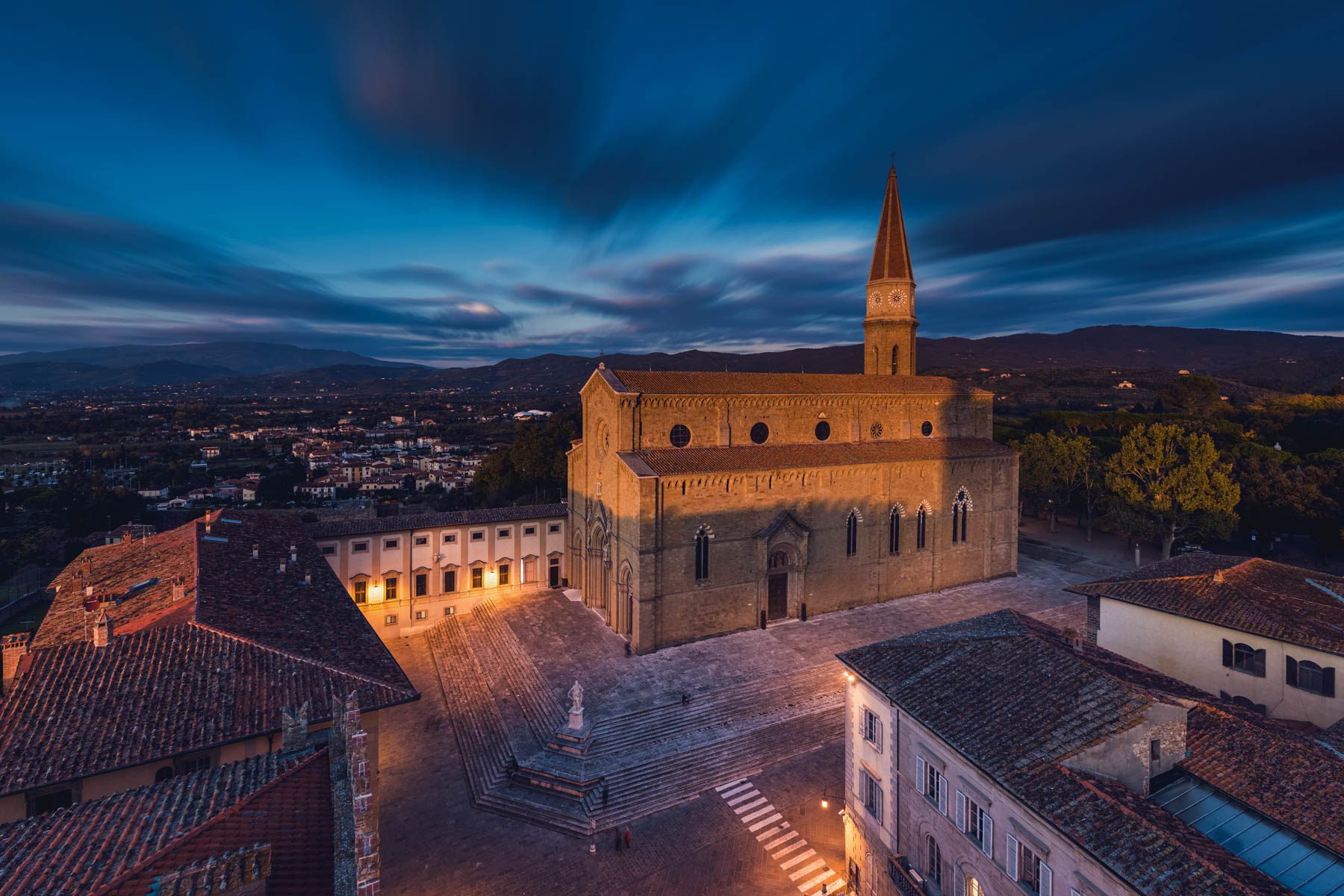 WHERE WHEN Fiera Antiquaria di Arezzo