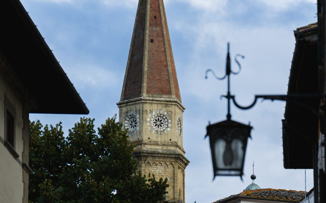 Arezzo è una città d’arte straordinaria, capace di affascinare a ogni passo